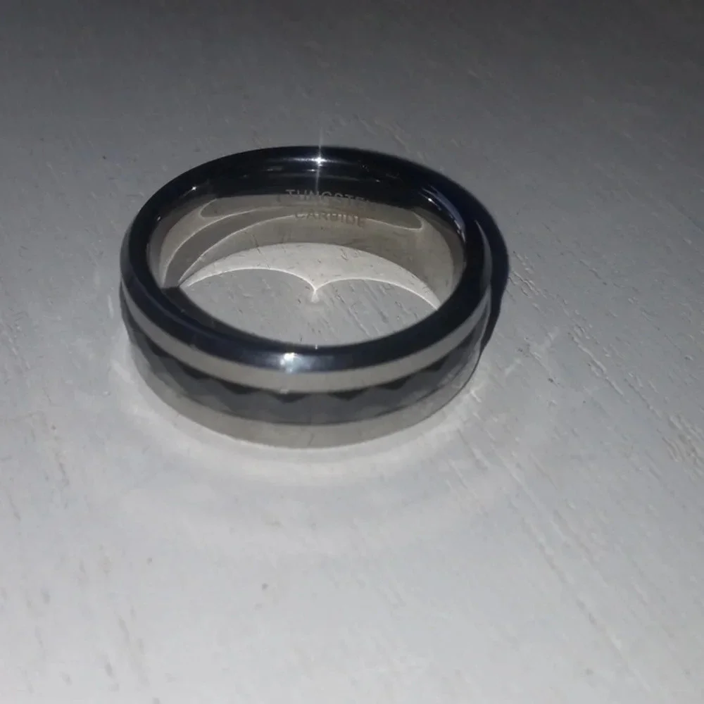 Tungsten‎ ring NEW 10.5